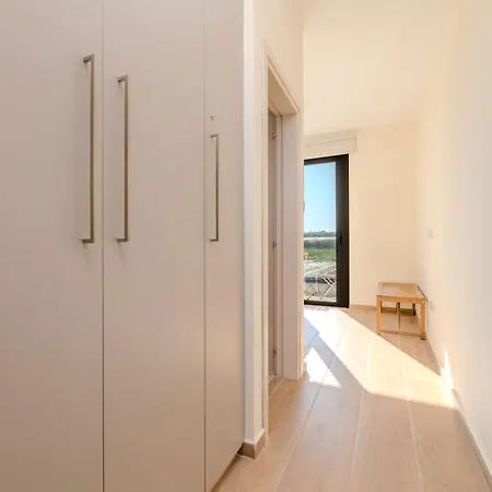 Quattro Rise Paralimni