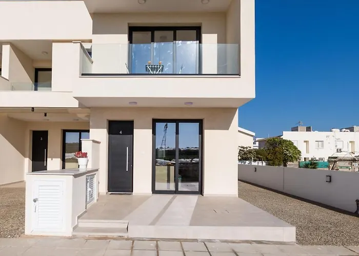 Quattro Rise Villa Paralimni