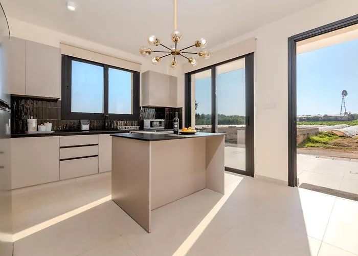 Quattro Rise Villa Paralimni